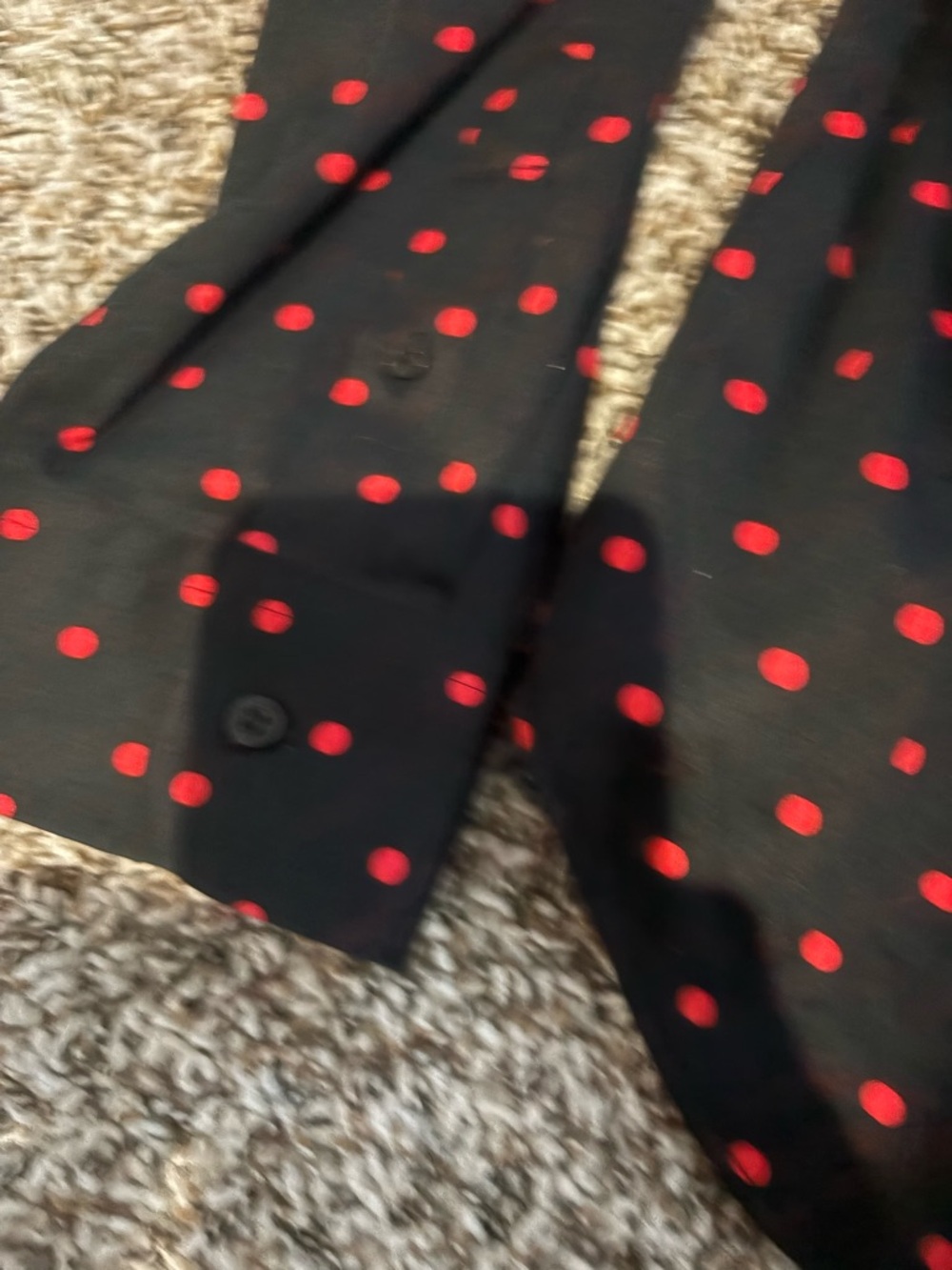 This Lauren Ralph Lauren polka dot blouse is a non-iron, XXL women’s blouse - Picture 4 of 6